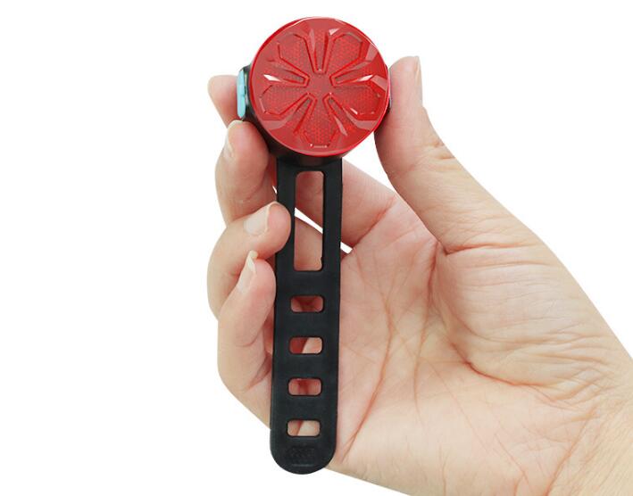 FiVEMi: 5 - in - 1 Multifunction Solar Charging or USB Bicycle Speaker(130DB) Light w/Horn(400Lm) Phone Holder•Power Bank Front Lamp For Bicycle Led Back Light Accessory - GJB PRODUCTS